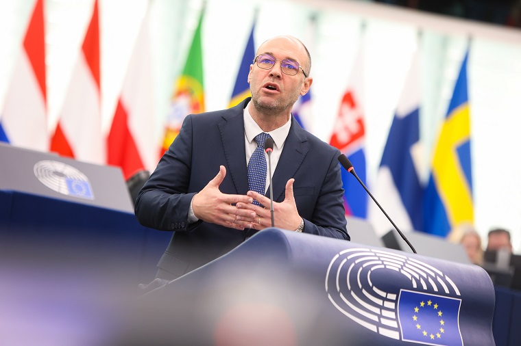 Davor Ivo Stier