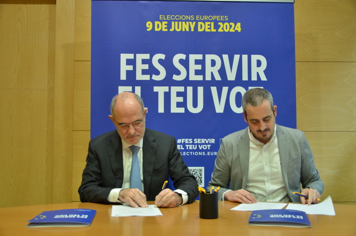 Firma del acuerdo de colaboración entre la FMC y el Parlamento Europeo